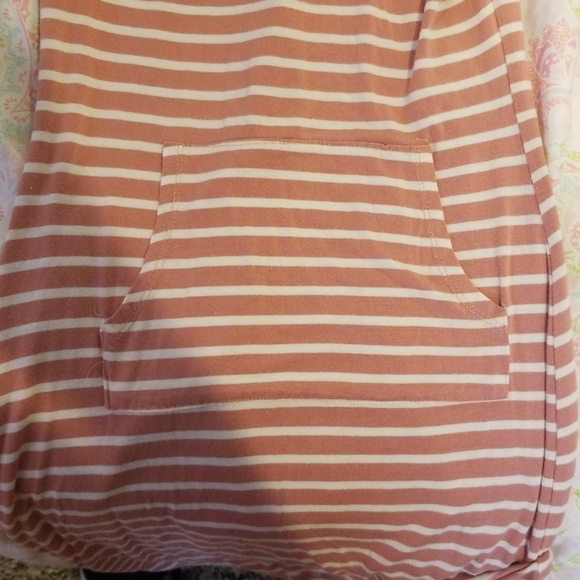 dress. - Picture 4 of 4